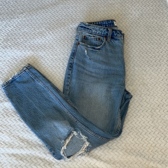 Abercrombie &Fitch The Skinny High rise Curve Love jeans - Picture 12 of 12